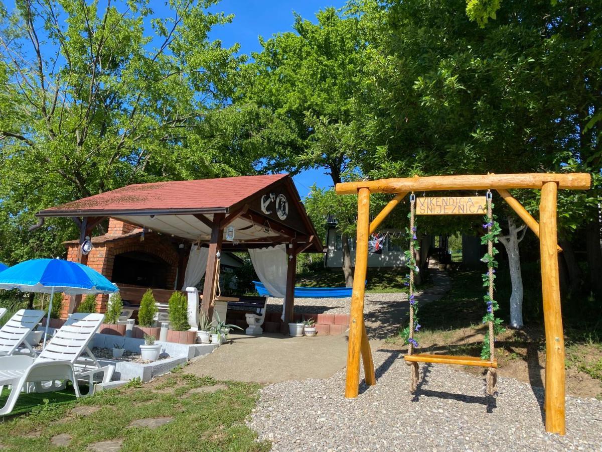 Jezero - Vikendica Holiday home *